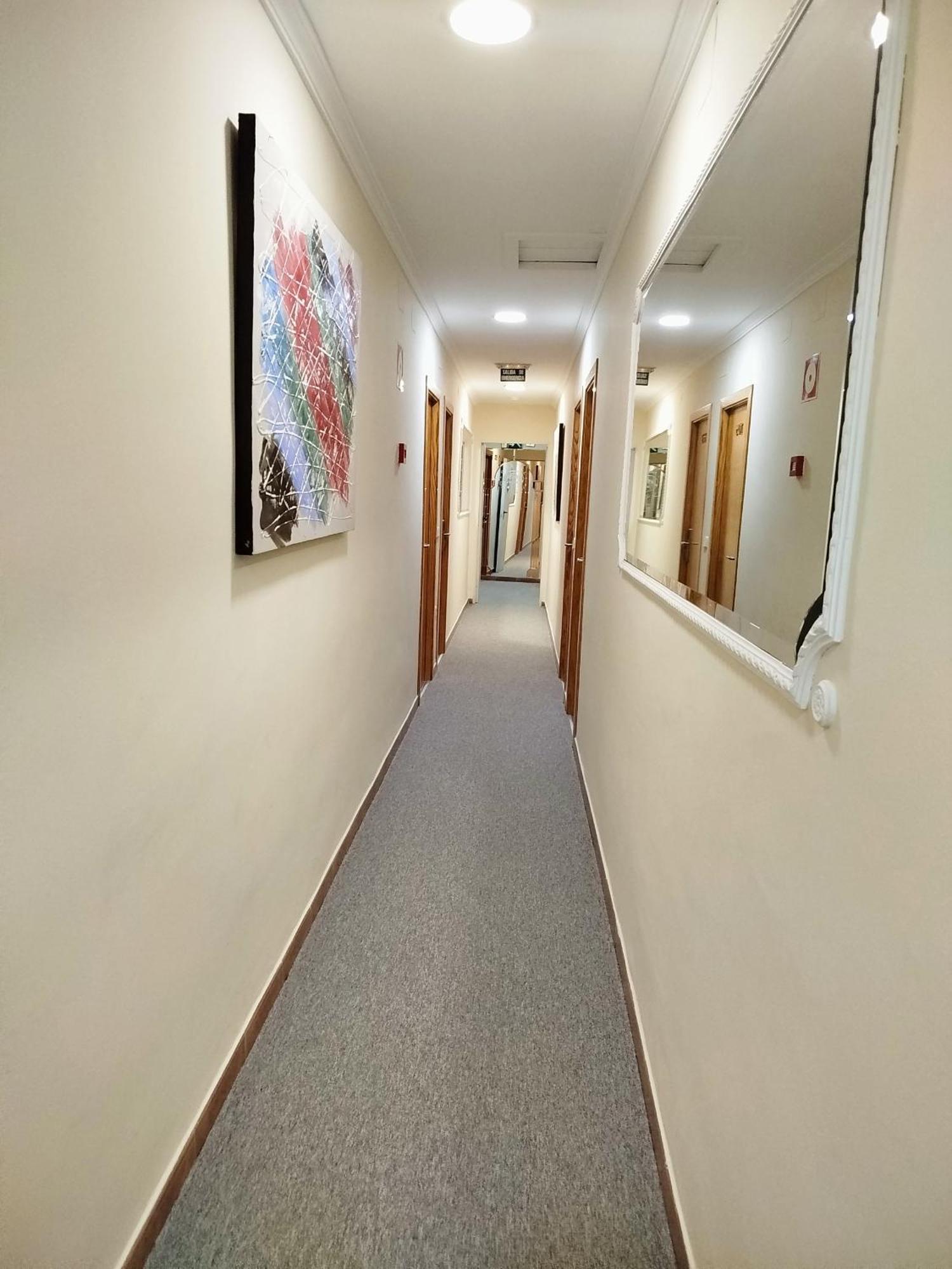 Hostal San Martin Сан-Мартин-де-ла-Вега Экстерьер фото